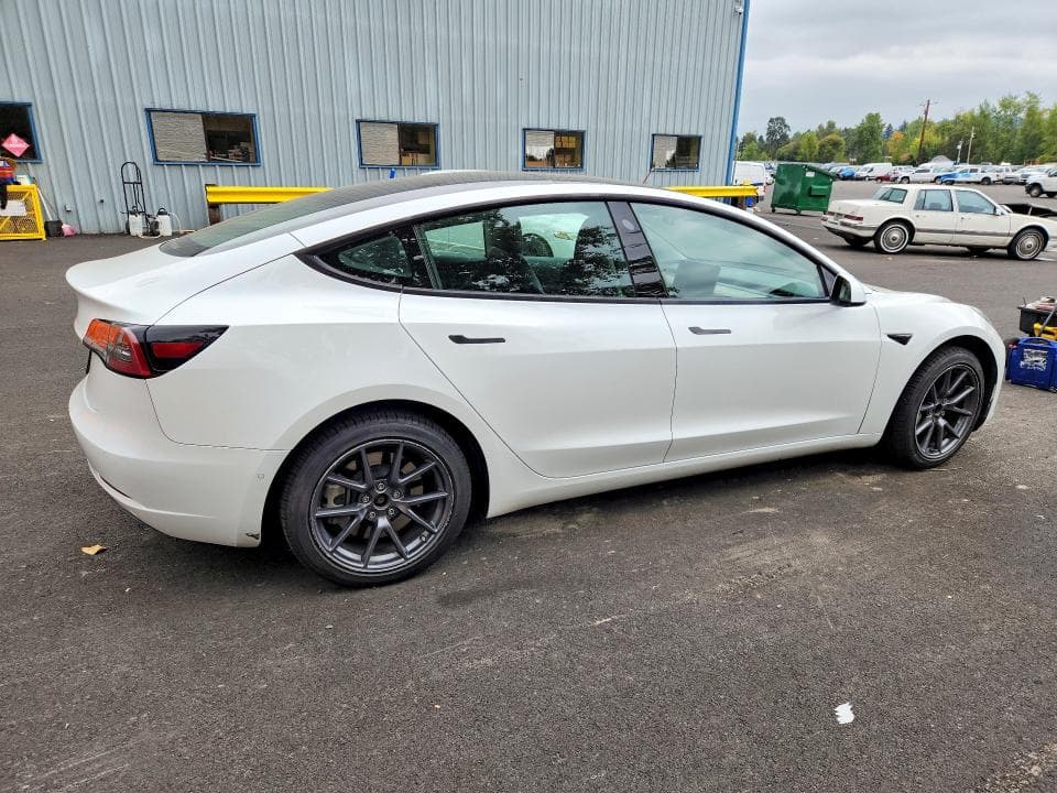 2022 TESLA MODEL 3 3