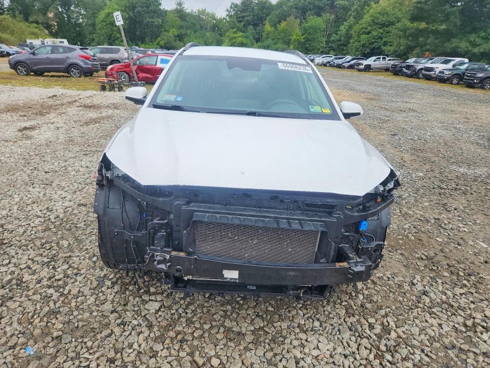 2022 HYUNDAI KONA SEL 5