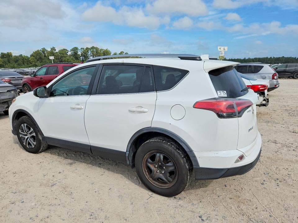 2017 TOYOTA RAV4 LE 2