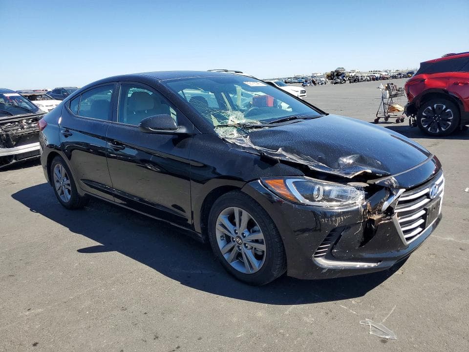 2018 HYUNDAI ELANTRA SEL 4