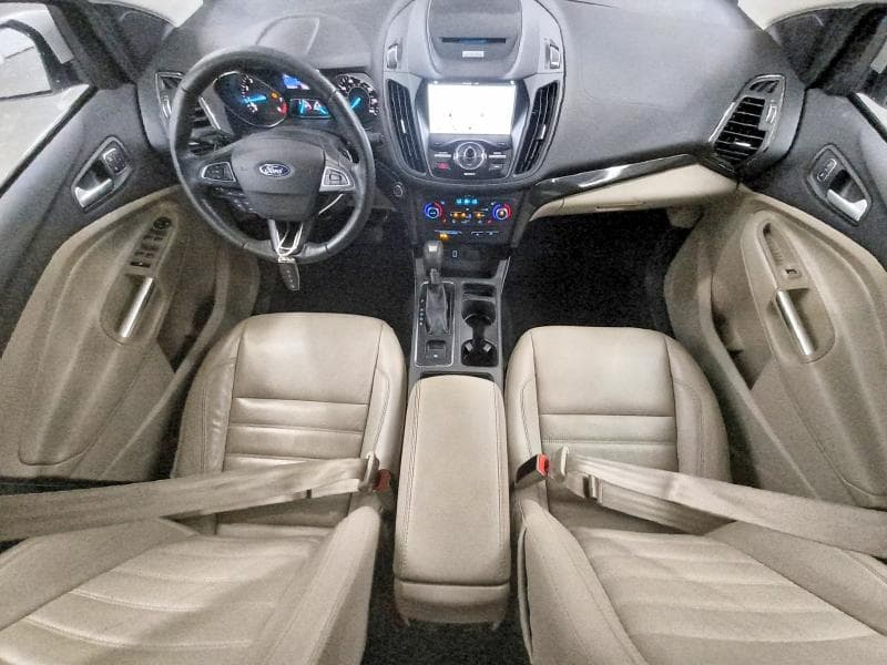 2017 FORD ESCAPE TITANIUM 8