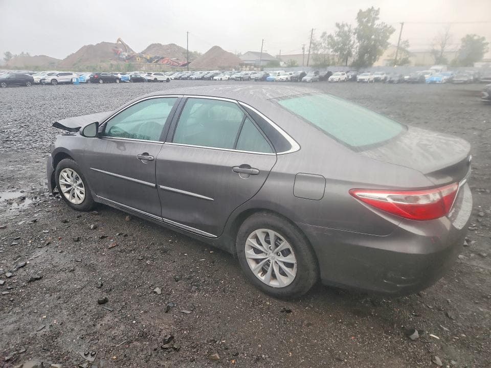 2017 TOYOTA CAMRY 2