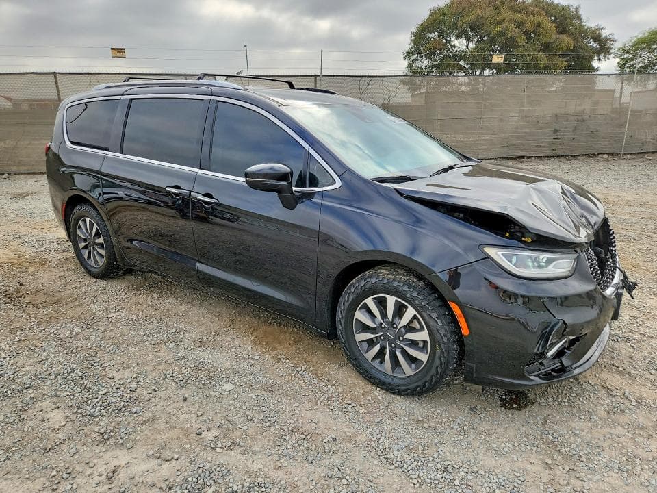 2021 CHRYSLER PACIFICA HYBRID TOURING L 4