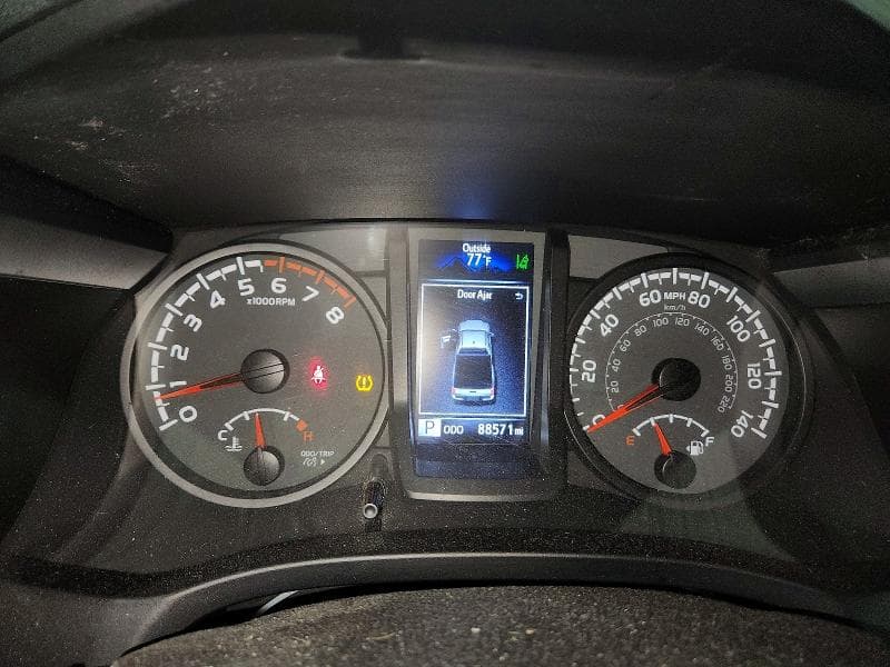 2021 TOYOTA TACOMA SR 9