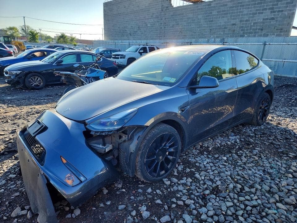 2023 TESLA MODEL Y - 1