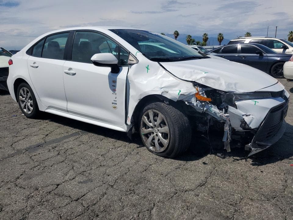 2024 TOYOTA COROLLA LE 4