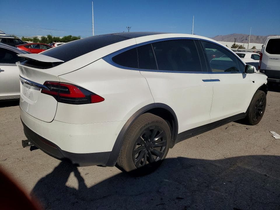 2019 TESLA MODEL X 3