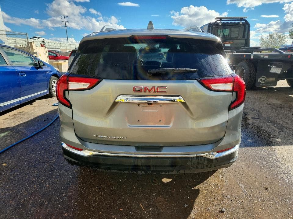 2023 GMC TERRAIN SLT 6