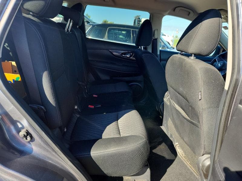 2018 NISSAN ROGUE SV 11