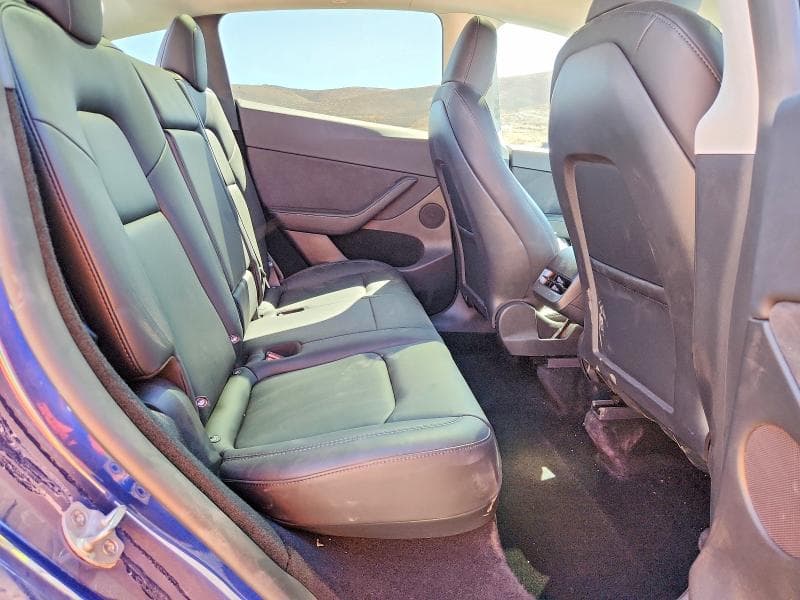 2025 TESLA MODEL Y 10