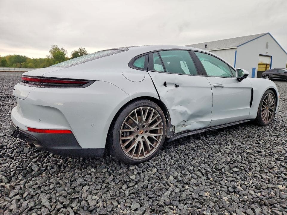 2024 PORSCHE PANAMERA BASE 3