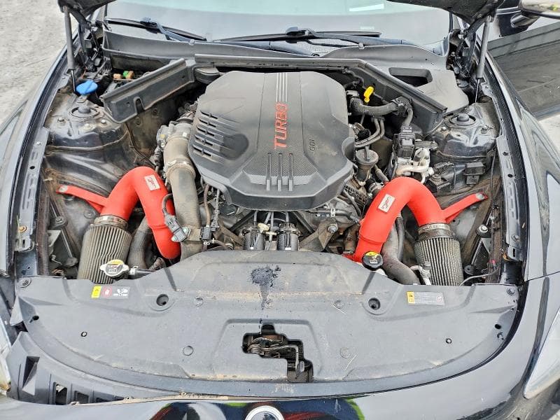2018 KIA STINGER GT2 11