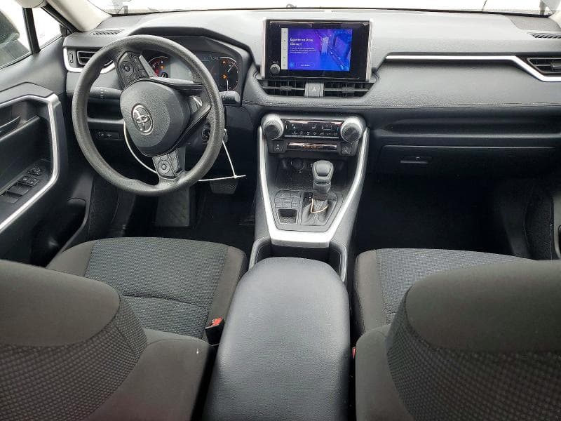 2025 TOYOTA RAV4 LE 8
