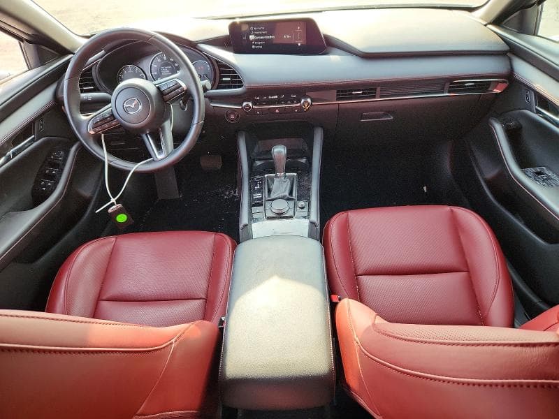 2025 MAZDA 3 PREFERRED 8