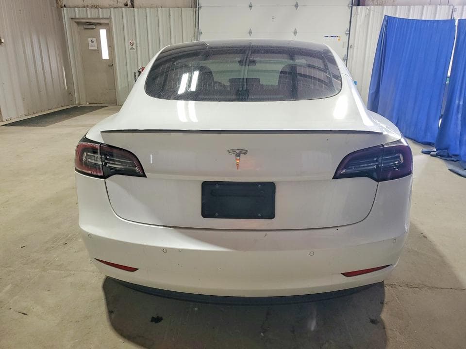 2020 TESLA MODEL 3 6