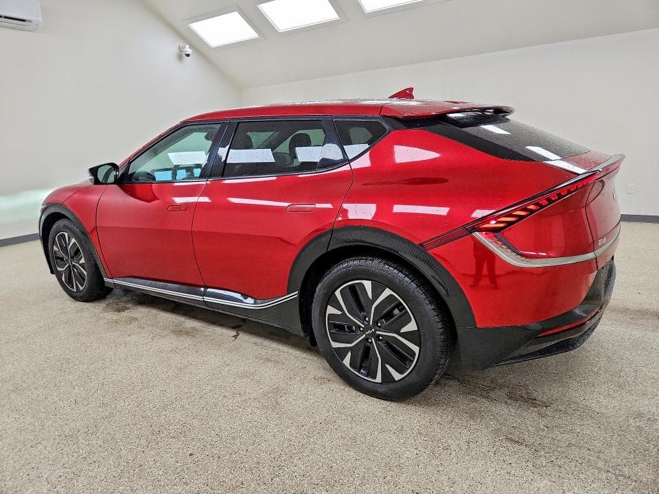 2023 KIA EV6 WIND 2