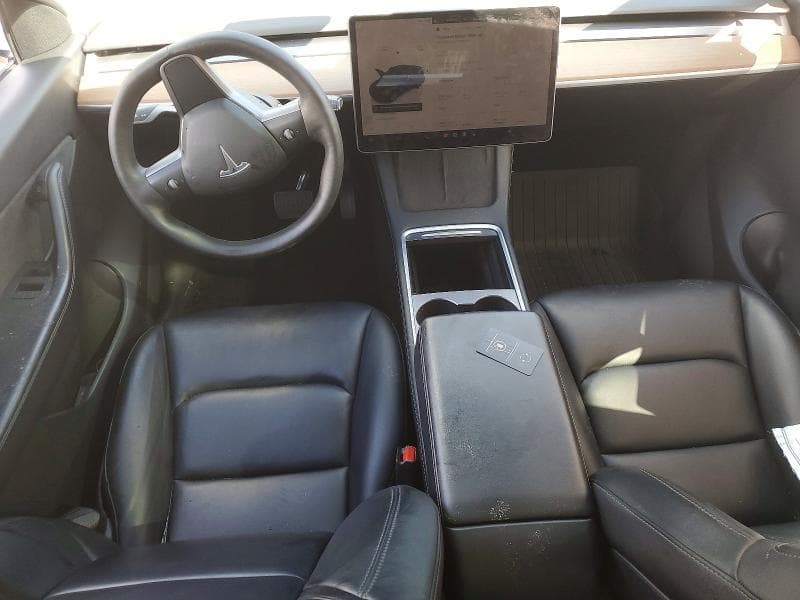 2022 TESLA MODEL Y 8