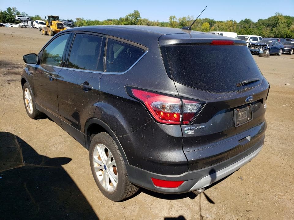 2017 FORD ESCAPE SE 2