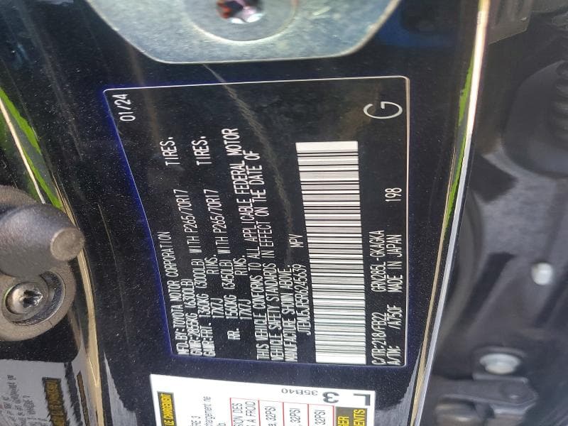 2024 TOYOTA 4RUNNER SR5 13