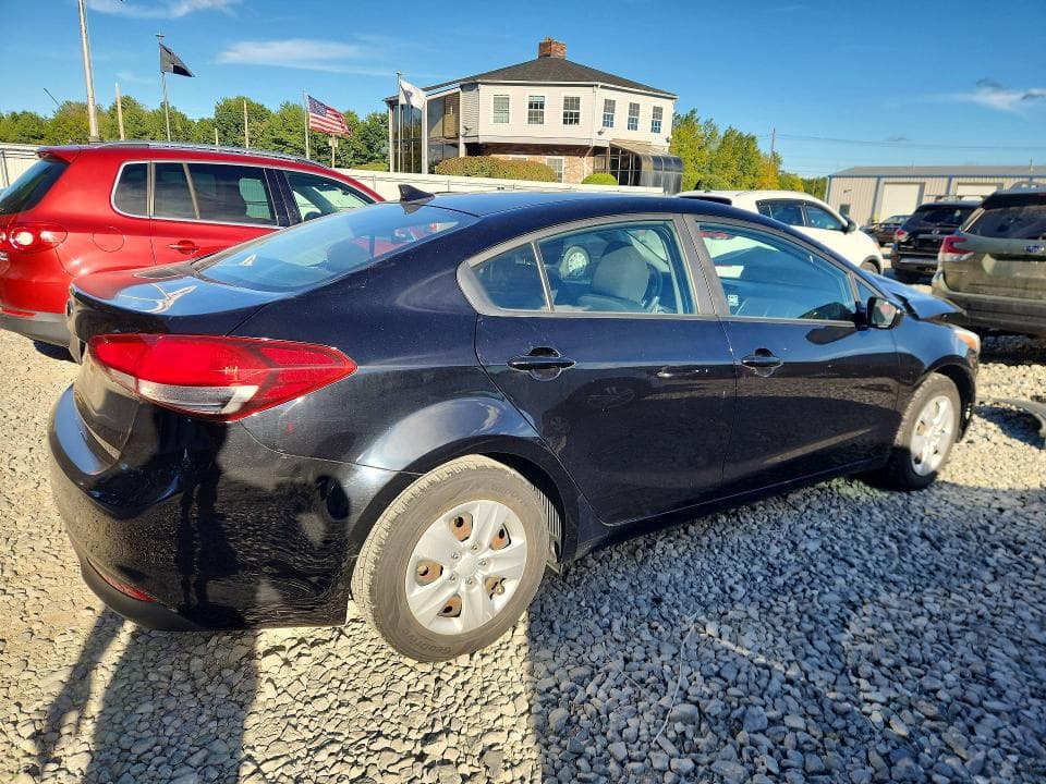 2017 KIA FORTE LX 3
