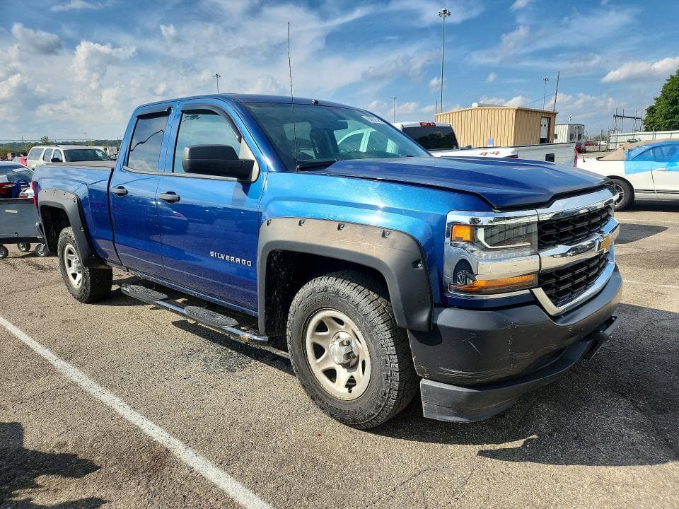 2017 CHEVROLET SILVERADO C1500 4