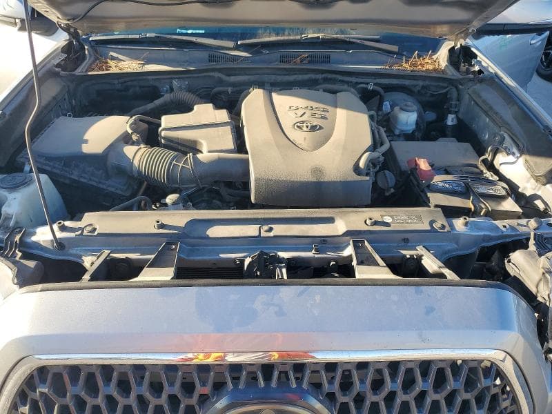 2019 TOYOTA TACOMA TRD SPORT 11