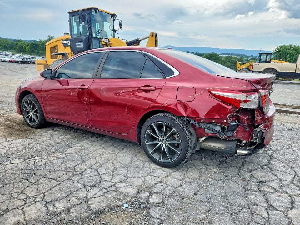 2017 TOYOTA CAMRY XSE V6 2