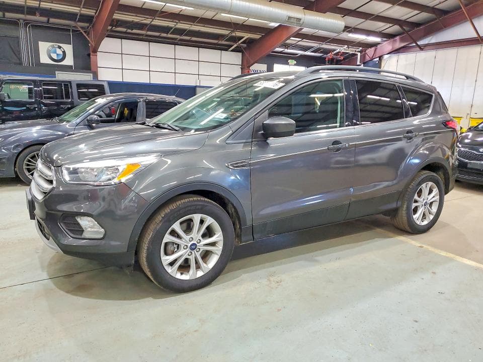 2018 FORD ESCAPE SE - 1