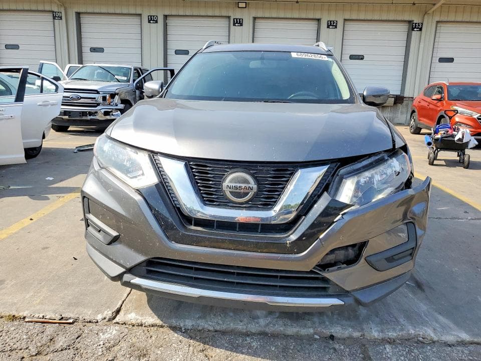2018 NISSAN ROGUE SV 5