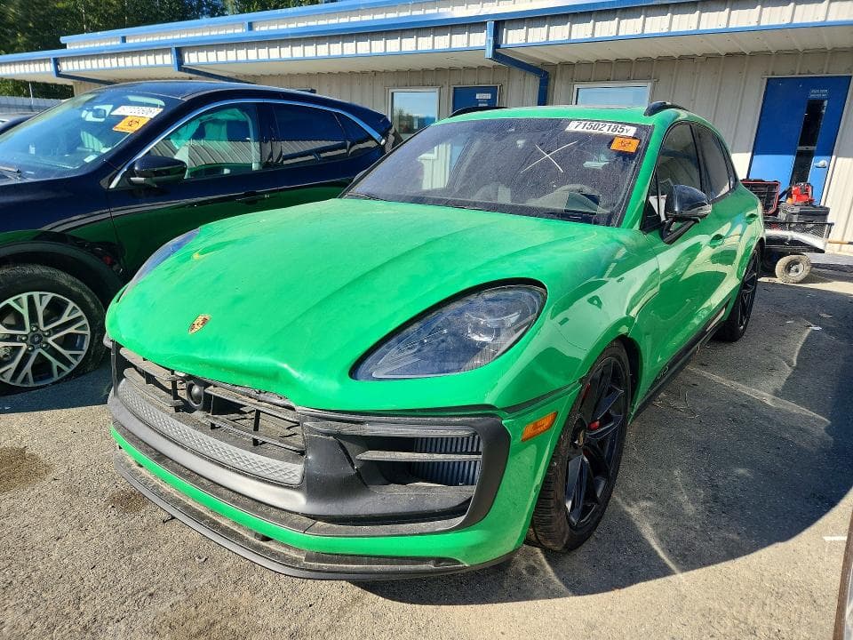 2023 PORSCHE MACAN GTS - 1