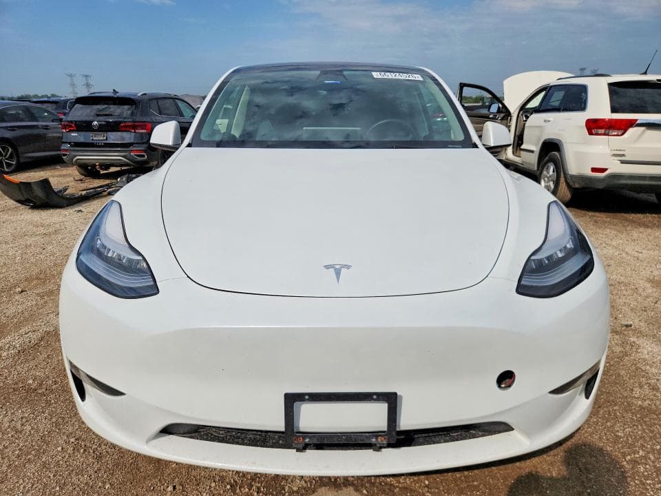 2023 TESLA MODEL Y 5