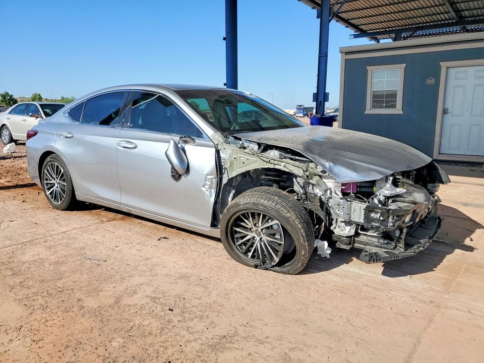 2025 LEXUS ES 300H BASE 4