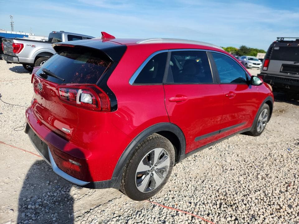 2017 KIA NIRO LX 3