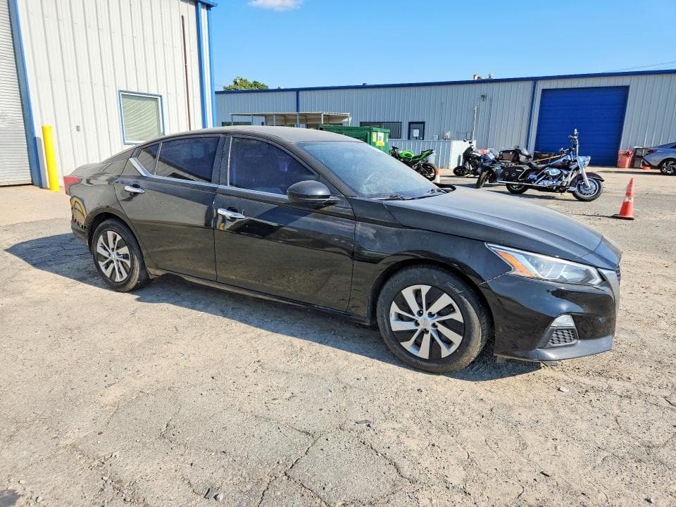2020 NISSAN ALTIMA S 4