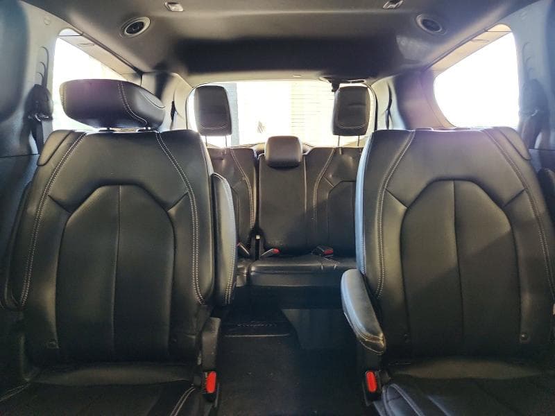 2023 CHRYSLER PACIFICA TOURING L 10