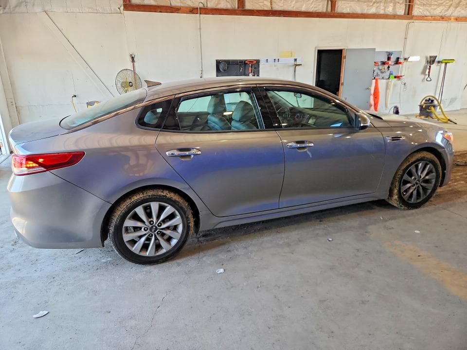 2017 KIA OPTIMA EX 3