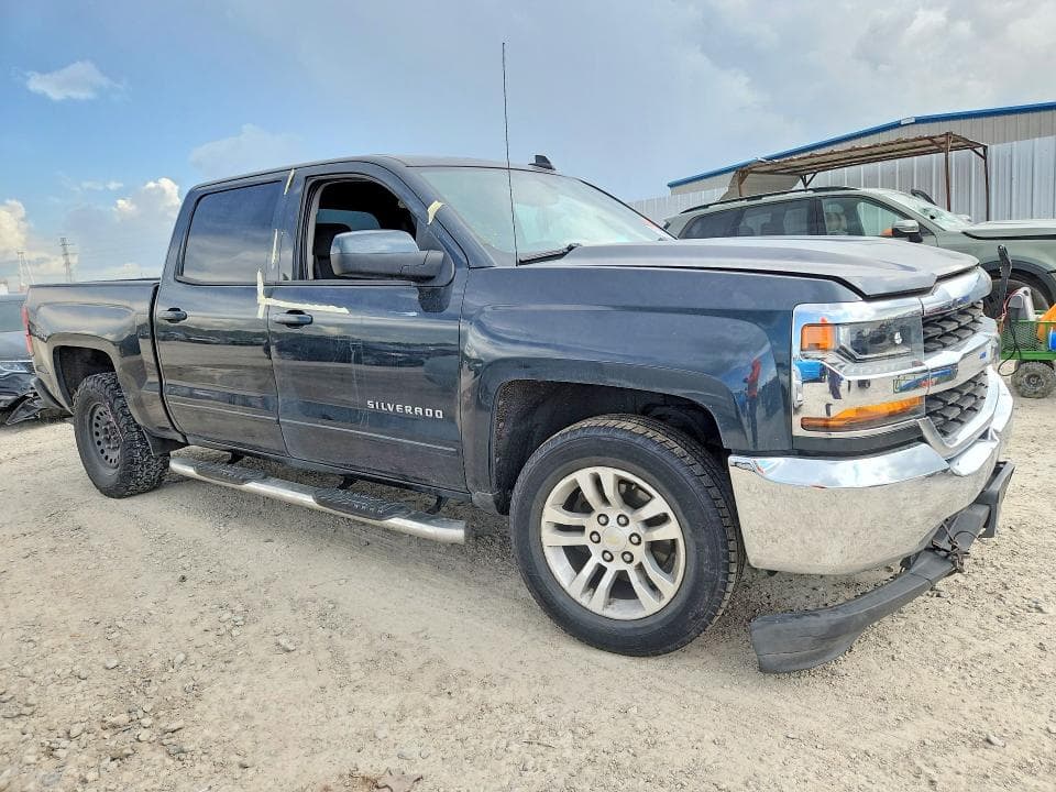 2017 CHEVROLET SILVERADO C1500 LT 4