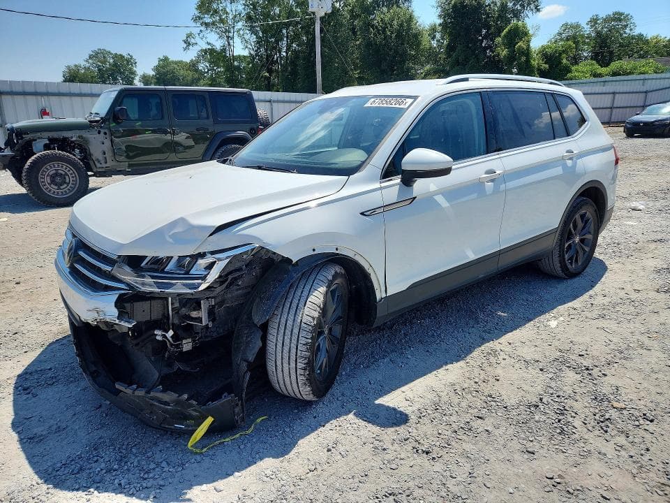2024 VOLKSWAGEN TIGUAN SE - 1