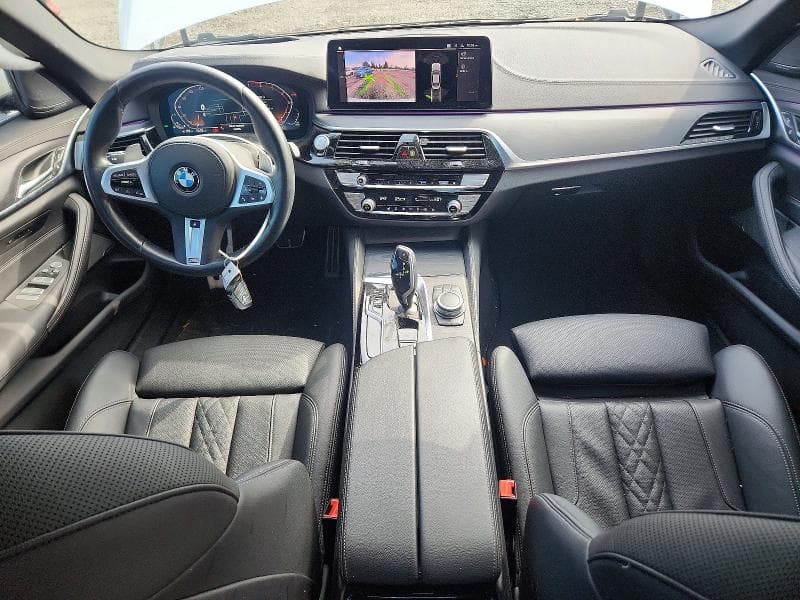2022 BMW 530 XI 8
