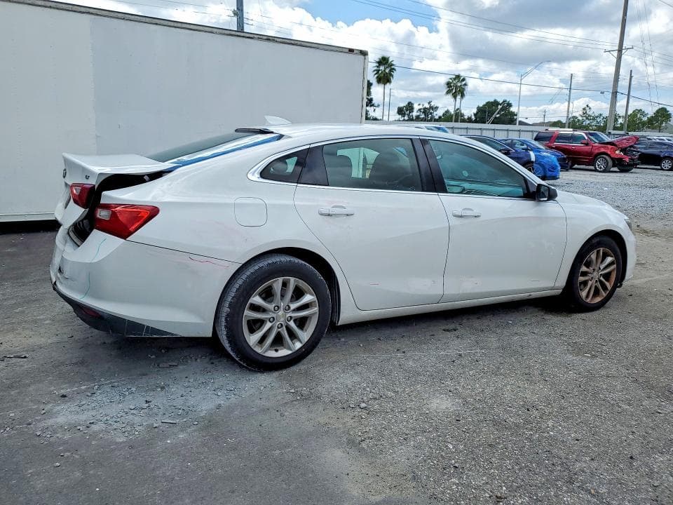 2018 CHEVROLET MALIBU LT 3
