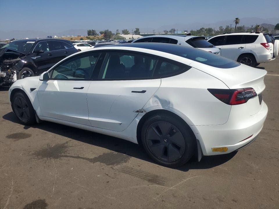 2022 TESLA MODEL 3 2