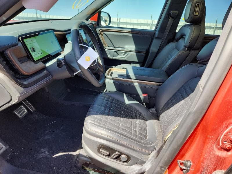 2026 RIVIAN R1S PREMIUM 7