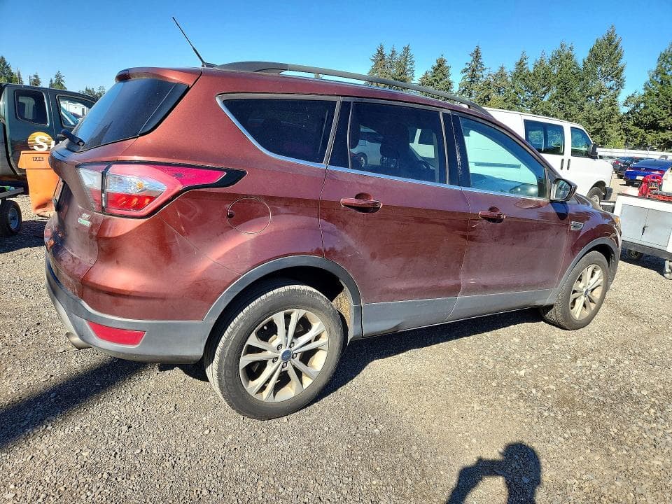 2018 FORD ESCAPE SE 3