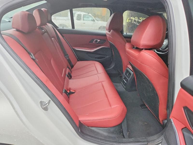 2025 BMW 330XI 10