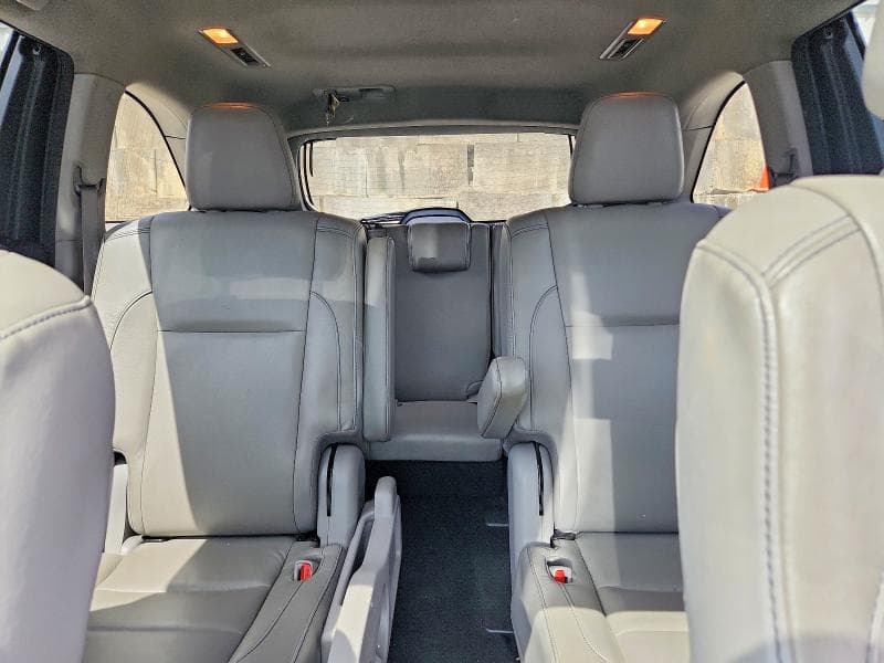 2017 TOYOTA HIGHLANDER XLE 10