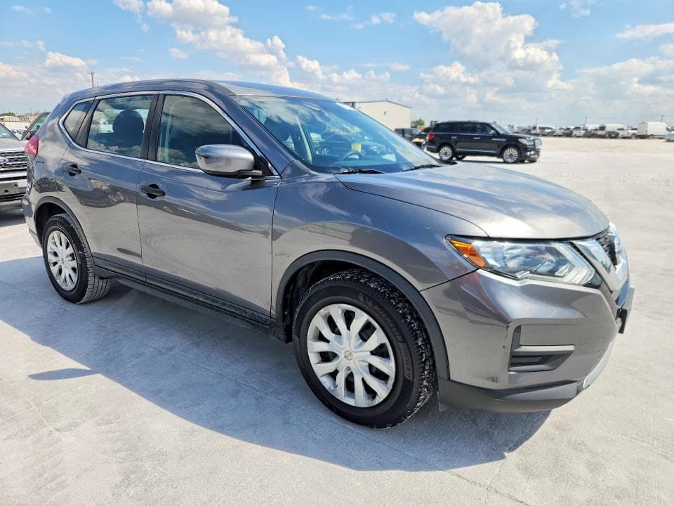 2017 NISSAN ROGUE S 4