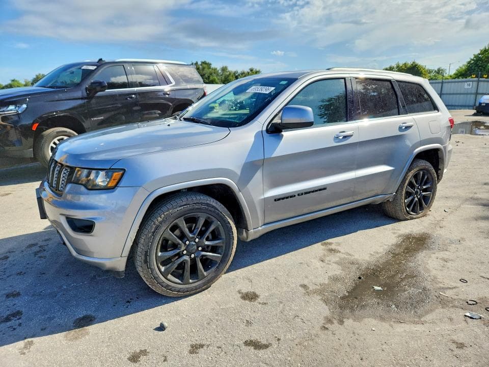 2018 JEEP GRAND CHEROKEE LAREDO - 1