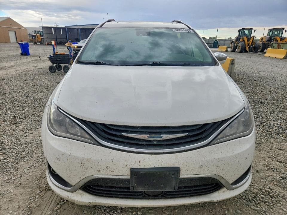2018 CHRYSLER PACIFICA HYBRID LIMITED 5