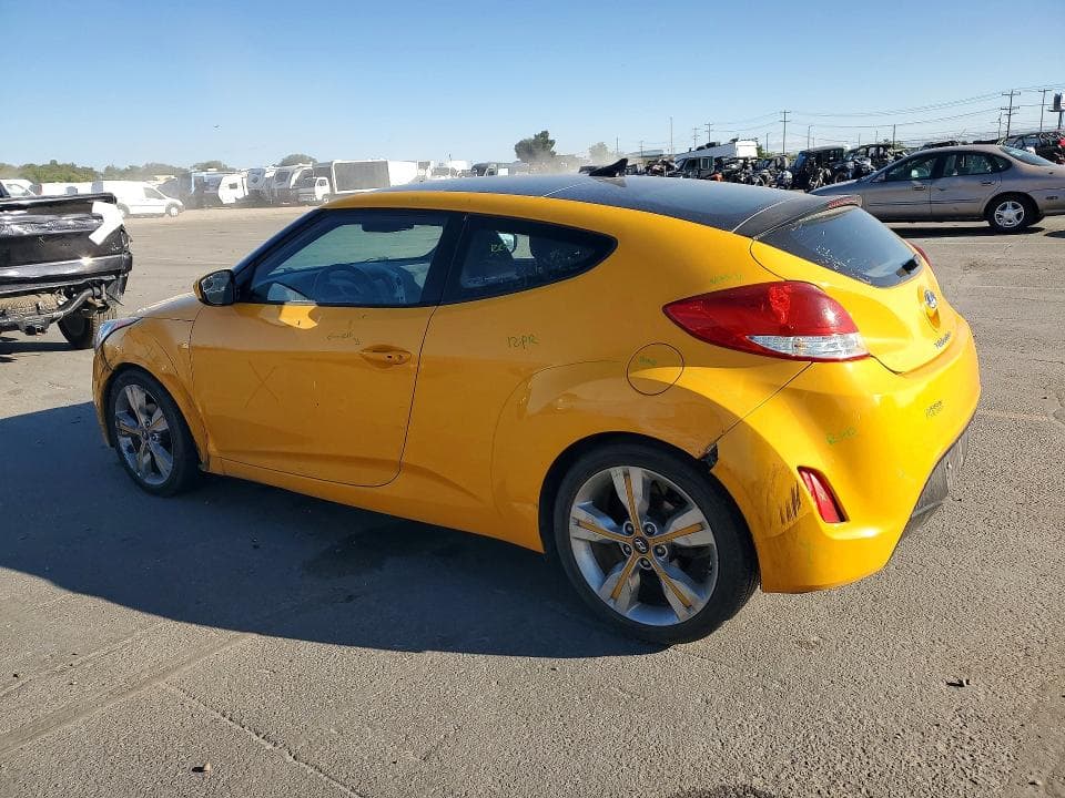 2017 HYUNDAI VELOSTER VALUE EDITION 2