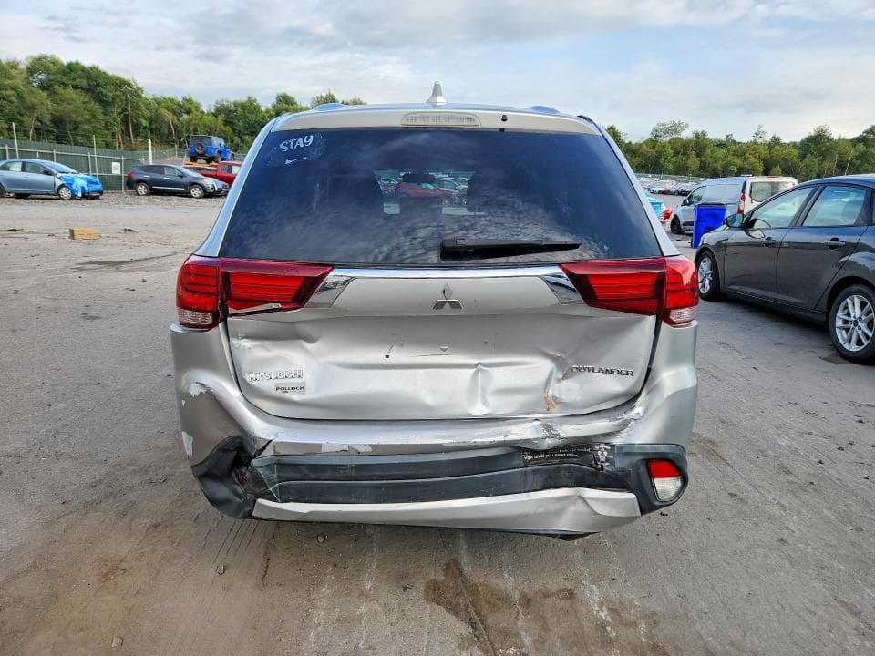 2018 MITSUBISHI OUTLANDER ES 6